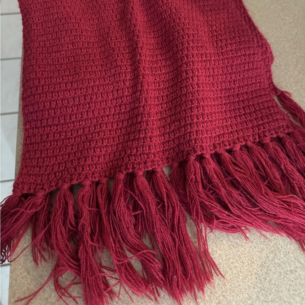 Taylor Swift Red Knit Scarf